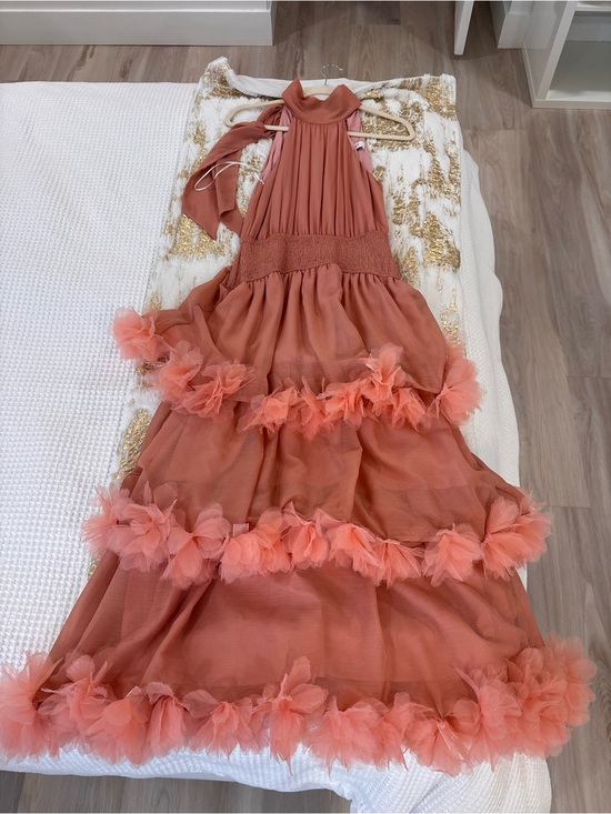 Elliatt Dresses & Skirts - Women’s Coral Tiered Tulle Party Dress